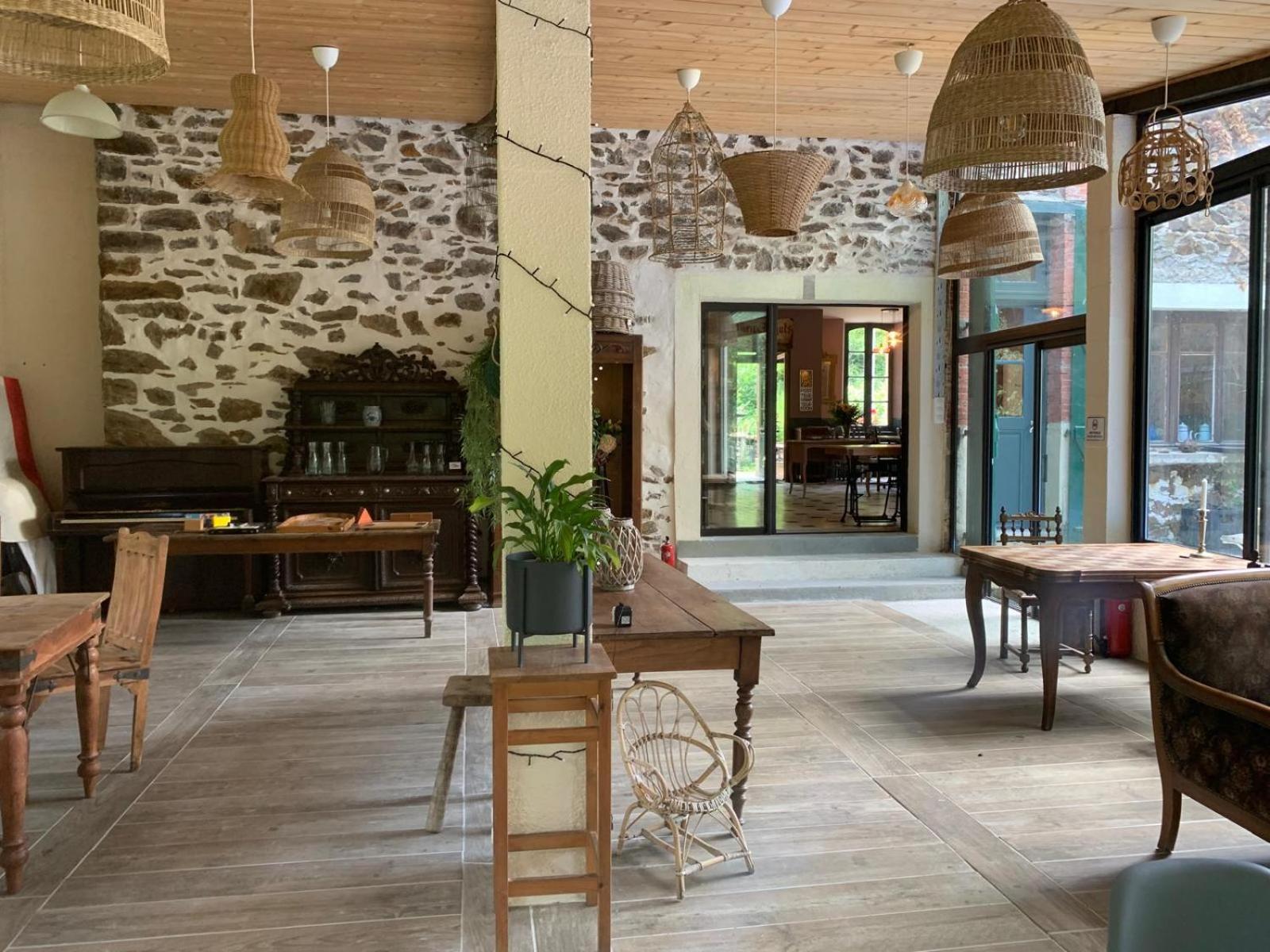 Gites Libellule At Auberge De L'Arac, Bar, Restaurant Aleu 외부 사진