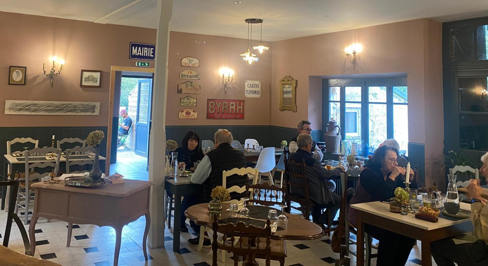 Gites Libellule At Auberge De L'Arac, Bar, Restaurant Aleu 외부 사진