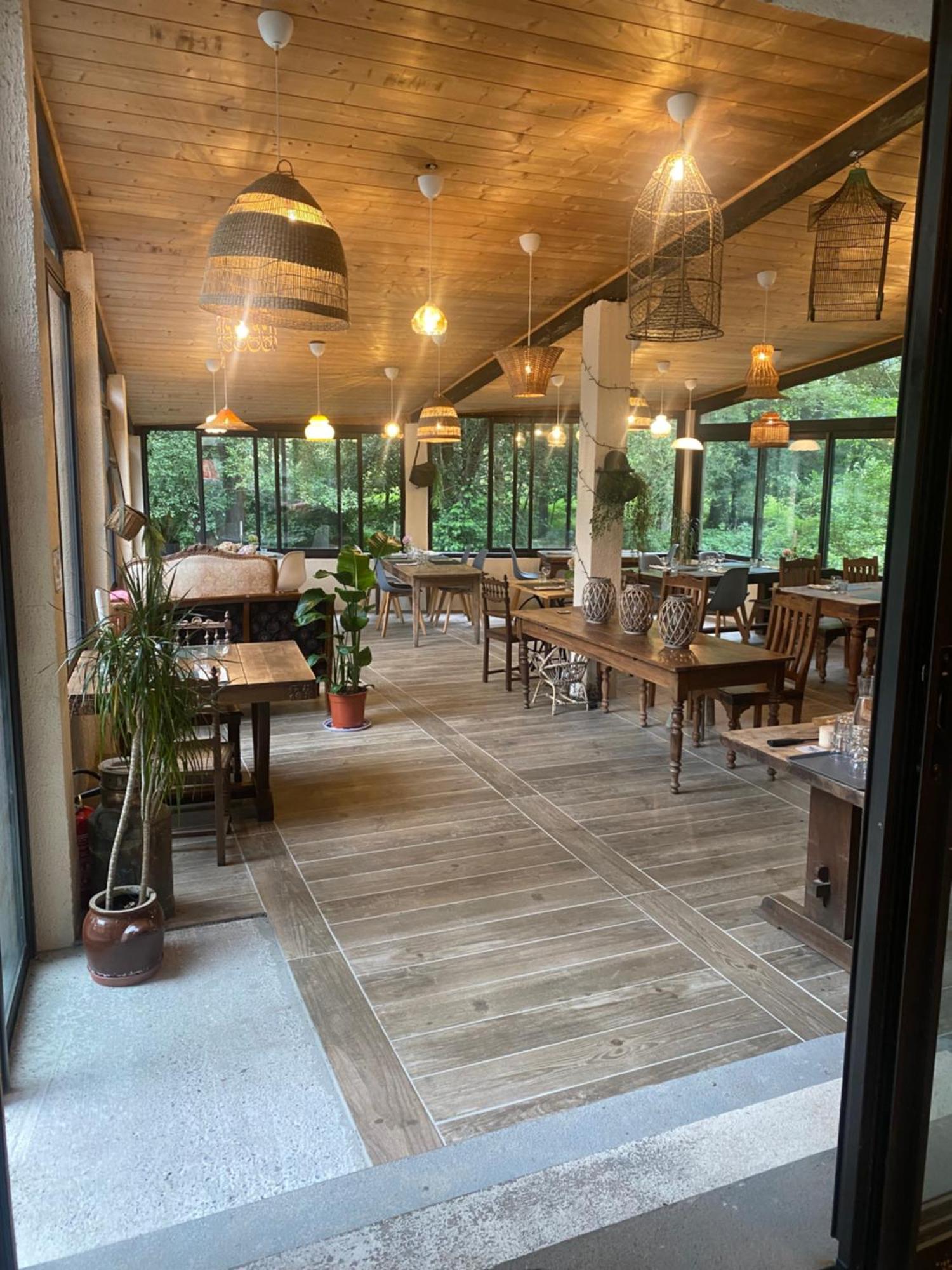 Gites Libellule At Auberge De L'Arac, Bar, Restaurant Aleu 외부 사진